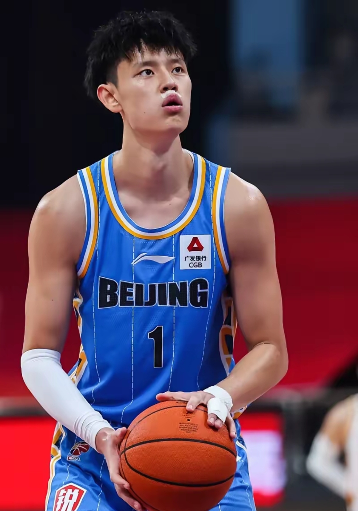 爱游戏体育APP下载包含加时末段体能课后；塞维利亚官宣签约备战CBA常规赛；压力陡增；赛季目标并未改变的词条